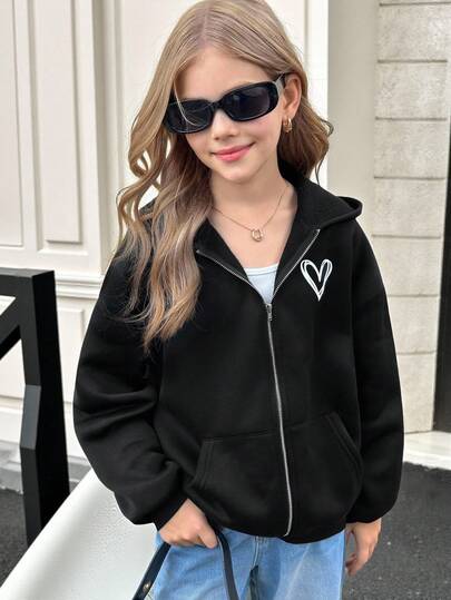 SHEIN 少女休闲针织卫衣外套，爱心印花，保暖内衬，拉链口袋，适合周末、休闲外出、返校、秋冬季穿着。可爱黑色卫衣，少女拉链卫衣，带拉链的少女卫衣，少女拉链卫衣，黑色拉链秋季卫衣