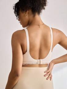 SHEIN Maternity Solid Color Comfortable Nursing Lace Trim Bra For Feeding Mothers