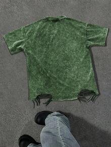 Manfinity EMRG Men's Summer Slogan Print Distressed Crew Neck Short Sleeve Casual T-Shirt Green Graphic Tees Distressed Tshirt