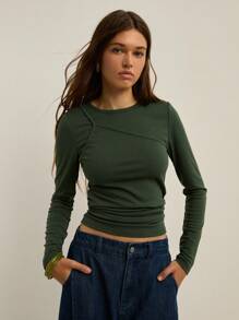 Nöista 女士纯色圆领长袖不对称褶皱修身时尚 T 恤，适合秋冬季、办公室、休闲、音乐会 - 綠色 - 查看 5