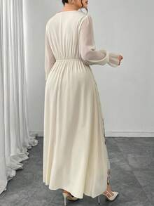 Modelyn 优雅花卉刺绣网眼拼布大码女式连衣裙 - 杏色 - 查看 2