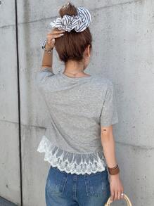 FRIFUL Débardeur femme 2 en 1 avec patchwork en dentelle, nœud, ourlet à volants et manches courtes, col rond, pour l'été - Gris - Voir 3