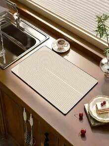 SHEIN 1Pc Geometric Patterned Silica Gel Drainage Mat, Kitchen Dish Drying Mat, Washable Bar Mat, Heat-Resistant Pad, Table Protector, Home Kitchen Dining Decor, Tableware Accessory - Beige - View 2