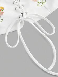 SHEIN MOD Plus Size Women Floral Embroidered Lace Up Tank Top, Boho Style Top, Music Festival, Country Vacation Crop Top, Autumn/Winter