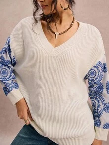 SHEIN VCAY 大码休闲刺绣拼接毛衣，秋冬季女装，大码露肩毛衣，秋季毛衣，仙女风，适合锐舞派对、音乐节、办公室、外出、西部风情等各种场合，大码波西米亚风上衣，秋季百搭单品 - 彩色 - 查看 4