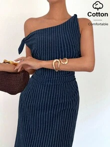 Siren Gaze Váy dài ôm sát cổ bất đối xứng họa tiết sọc đơn giản dành cho nữ - Màu xanh hải quân - Xem 1