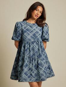 WESTFADE 泡泡袖不对称分层格子交叉提花牛仔迷你连衣裙 - 中等水洗藍 - 查看 3
