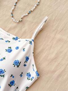 SHEIN 少女女孩白色针织蓝色小碎花休闲可爱吊带连衣裙，适合居家休闲 - 淺藍色 - 查看 4