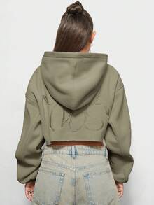 SUMWON WOMEN 超大号短款刺绣字母细节连帽衫休闲休闲秋冬都市街头风格原始下摆长袖无拉链套头衫 - 墨綠色 - 查看 3