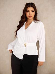 Elaquor Áo sơ mi tay dài cổ chữ V khóa kim loại màu trơn cỡ lớn - trắng - Xem 3