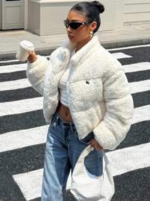 SHEIN EZwear Áo khoác ngắn đệm bông thêu cổ lông mùa đông cho nữ - trắng - Xem 1