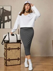 Zelara Plus Size Women's Knight Print Drop Shoulder Long Sleeve Sweatshirt And Striped Camisole Dress Casual 2 Pieces Set Plus Size Women Clothes 2 Piece Plus Size Airport Outfit Fall Clothes For Women Business Casual Woman Office Outfits For Women Old Money Style Women Going Out Tops For Women - Black and White - View 6