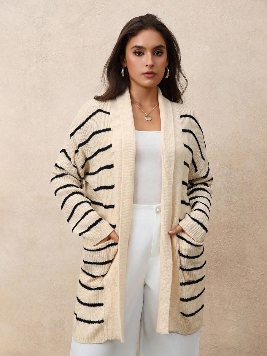 Juhart Cardigan rayé à épaules tombantes en tricot décontracté bicolore pour femmes grande taille - Nude - Voir 1
