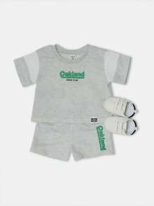 SUMWON Conjunto de dos piezas de club de tenis de verano con estampado de logotipo, sudadera con cintura elástica, pantalones cortos con cordón, conjunto de ropa activa y casual - Gris Claro - Ver 1