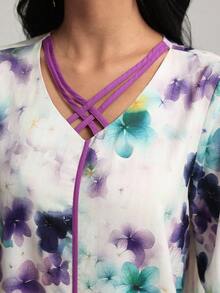 Al Najma V 领撞色绑带花卉印花连衣裙 - 彩色 - 查看 7