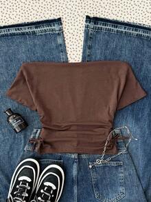 SHEIN Teen Girls' Casual Slant Shoulder Letter Print Cropped Ruched Hem Top, Street Style, Basic, Daily, Versatile, Sporty Fashion, Spring & Summer, Back To School Clothes Cropped T Shirt Brown Clothes For Teen Graphic Tees Teen Cropped T-Shirt New York Shirt Brown Graphic T-Shirt - Brown - View 2