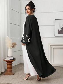 Yasmyna 女士优雅串珠蝴蝶结装饰阿拉伯长袍 - 黑色 - 查看 2