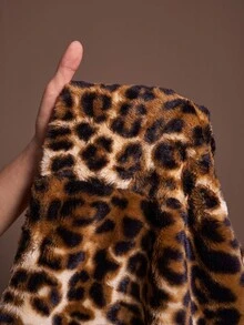 Slaydiva Conjunto de 2 piezas de mujer con top sin mangas de terciopelo con estampado de leopardo y textura marrón, y shorts cortos. Nuevo otoño/invierno 2025, estilo callejero, para salidas, trabajo, oficina, aeropuerto, fiesta, elegancia, cóctel, punk, San Valentín, moda picante - Multicolor - Ver 8