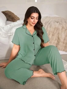 SHEIN 休闲宽松荷叶边超柔软垂坠薄针织绿色面料加大码家居服短袖上衣和裤子套装，夏季服装 - 綠色 - 查看 5