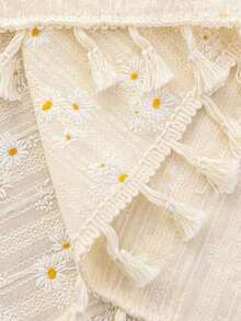 SHEIN 1pc Square Tassel Tablecloth, Fresh Pastoral Style Table Decoration With Daisy Pattern And Tassel Trim, Suitable For Picnic, Party, Room, Kitchen, Home Decor - goose yellow - View 5