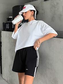 Half Sleeve Tee And Shorts & Jacket 3pcs Set - Black and White - View 4