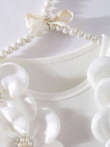 Elladie kids Abito corto bianco elegante e minimale per ragazze, collo tondo, maniche a raglan, vita alta, in tessuto a costine con decorazione floreale 3D, adatto per il ritorno a scuola con fiocco, per tutte le stagioni