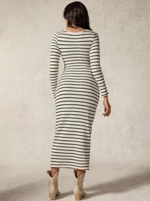 SHEIN 孕妇条纹圆领长袖修身优雅连衣裙 - 黑與白 - 查看 2
