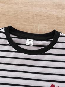 SHEIN 青少年男孩四件套：条纹骑士图案长袖 T 恤