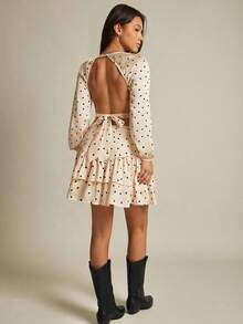 WESTFADE Polka Dot Satin V Neck Bow Tie Back Long Sleeve Crop Top Fall, Autumn, Winter, Casual Cute, Boho Cowgirl, Nashville Country Western Concert - Apricot - View 5