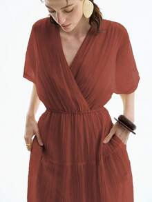 Aalyst 女式优雅轻盈奢华休闲度假通勤舒适纯色天丝半透明面料交叉领口落肩袖松紧腰带侧袋长裙，春夏 - 鏽棕色 - 查看 5
