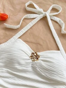 Soleia 女式度假针织纹理 V 领花卉金属装饰露背短款上衣和超短裤两件套，适合派对、圣诞节、约会之夜、夜总会、海滩、游轮、下午茶、波西米亚风、波西米亚风、度假、秋季 - 白色 - 查看 5