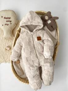 SHEIN Newborn Baby Boys & Girls Cute Bear Hooded Fleece Jumpsuit, Autumn/Winter Baby Coat Jumpsuit Winter Baby Clothes Newborn Winter Jumpsuit Warm Baby Jumpsuit Fleece Baby Jumpsuit Fall - Apricot - View 3
