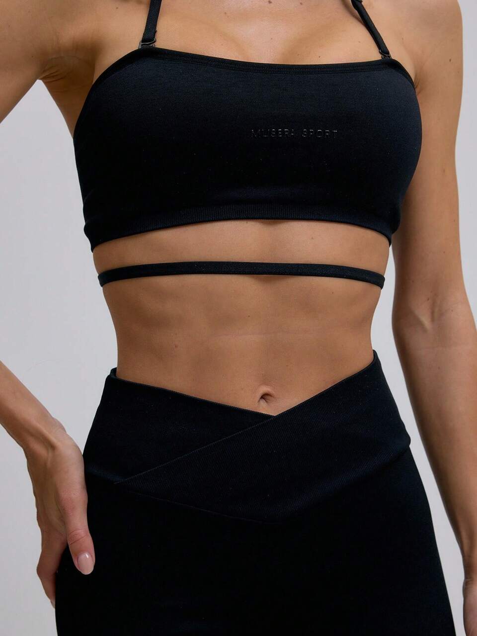 Conjunto de sujetador deportivo con escote halter y leggings, estilo casual, activo, para hacer ejercicio, gimnasio y vuelta al colegio