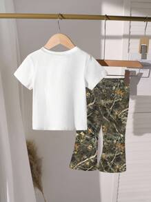 2 件年轻女孩休闲时尚街头风格干叶迷彩印花心形图案短袖圆领 T 恤和印花喇叭裤套装，夏季服装 - 彩色 - 查看 2