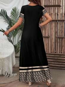 EMERY ROSE 女士几何条纹印花短袖优雅中长连衣裙，适合度假 - 黑色 - 查看 5