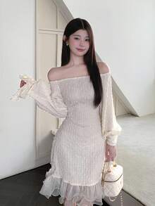 Modelyn 女士露肩长袖法式奢华温柔浪漫荷叶边下摆泡泡袖连衣裙 - 白色 - 查看 4