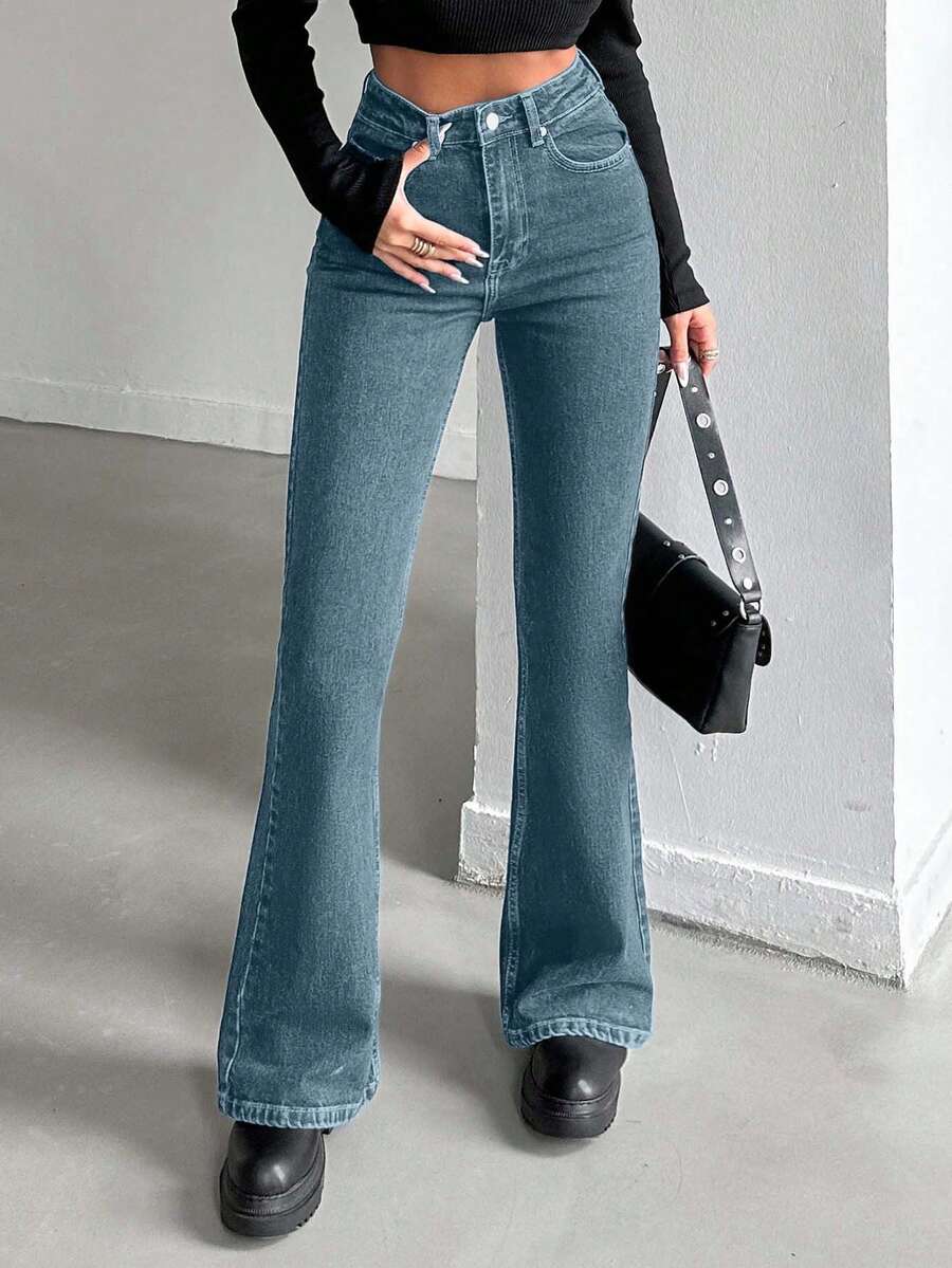 EURMUSE 98%Cotton Solid Color Slant Pocket Casual Flared Jeans - Light Wash - View 1