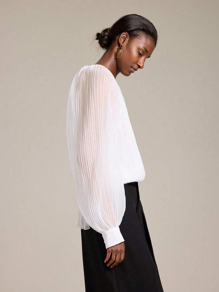 2025 New White Elegant Autumn Chiffon Pleated Lantern Sleeve Tops,Women's Office Business Casual Wear,Wedding Guest Church Attire,Versatile Basics Top
