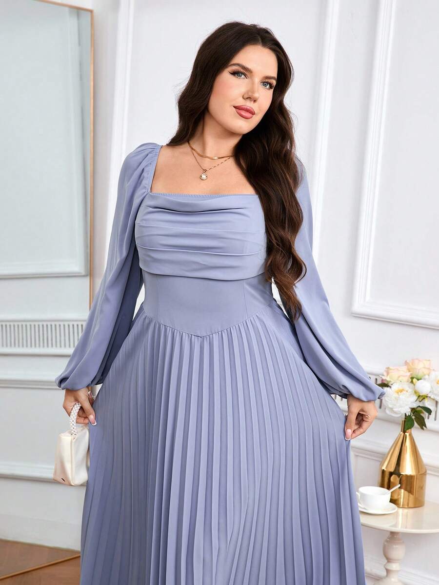 Modelyn Rochie cu mânecă lungă, plisată, în culoare solidă, mărime plus, cu guler pătrat - Albastru - Vizualizare 1