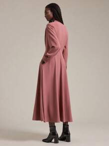 Ontre 优雅风格,极简设计,藕粉色,长袖,V领,合身廓形,喇叭形中长连衣裙,女士秋季连衣裙,休闲日常装,商务休闲波西米亚风度假装,夏季ins明星同款度假风,异国情调,乡村演唱会,西式服装,高档面料,舒适透气,女士休闲连衣裙女士中长连衣裙长袖中长连衣裙带袖中长连衣裙V领中长连衣裙优雅中长连衣裙,女士秋季连衣裙 - 藕粉色 - 查看 6