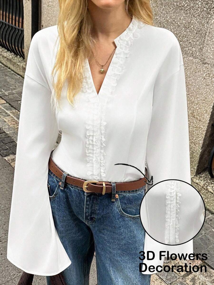Elyressa Blusa casual da donna con scollo a V, balze floreali e maniche a campana con spacco - Bianco - Visualizzare 1