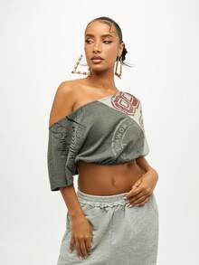 SUMWON WOMEN Off Shoulder Graphic Print Crop Top Oversized T-Shirt Distressed Vintage Varsity Collegiate Style Fashion Fall Winter Casual Loungewear - Grey - View 6