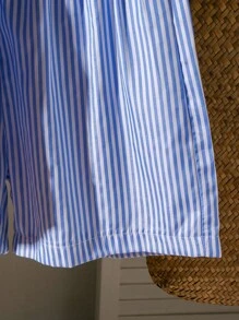 SHEIN 2pcs Tween GirlsSleeveless Woven Striped Camisole With Bowknot Accent & Elastic Waist Loose Casual Shorts Set, Summer Summer Holiday - Blue and White - View 6