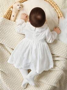 Cozy Pixies 新生女婴纯色彼得潘领长袖腰系带连衣裙，百搭舒适 - 白色 - 查看 2