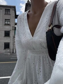 Livesso Autumn/Winter New Loose Casual Women Hollow Out Embroidery Lantern Sleeve Dress - White - View 7