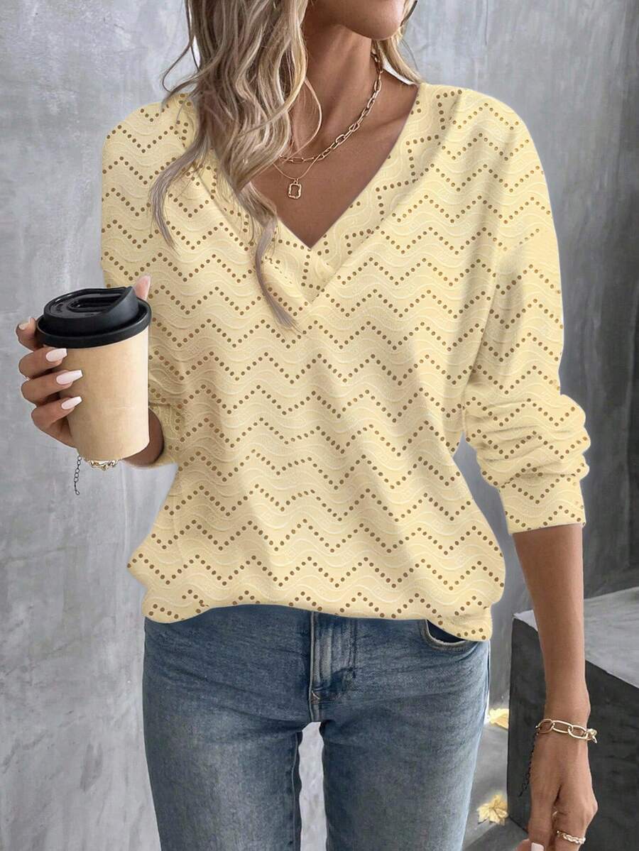 SHEIN LUNE 休闲宽松女士长袖V领T恤，适合日常穿着 - 黃色 - 查看 1