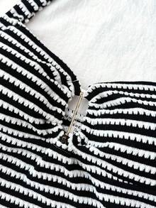 SHEIN 少女两件套露背上衣和超短裤套装，粉色休闲度假纹理服装，适合夏季、居家、青少年 - 黑與白 - 查看 4