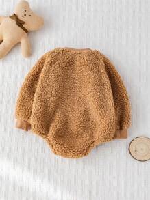 Cozy Pixies Body pentru bebeluși cu mânecă lungă, tricotat cu model de ursuleț de desene animate, moale, cu guler rotund, salopetă pentru bebeluși, salopetă pentru bebeluși, ursuleț de pluș, ținută maro pentru bebeluși, haine pentru bebeluși moca, salopetă sherpa pentru bebeluși, toamnă-iarnă - Cămilă - Vizualizare 2