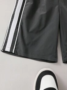 SHEIN Coolqubz 男童宽松运动字母图案侧条纹运动短裤 - 灰色 - 查看 4