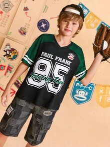 Paul Frank X SHEIN 青少年男孩运动休闲字母和数字印花 V 领短袖 T 恤，黑色和绿色